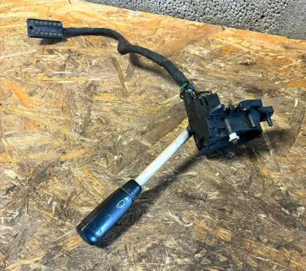 Mercedes-Benz E W124 Wiper control stalk 1245450124 HES201697