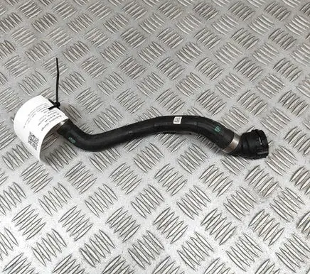 Engine coolant pipe/hose