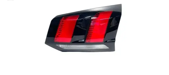 Tailgate rear/tail lights