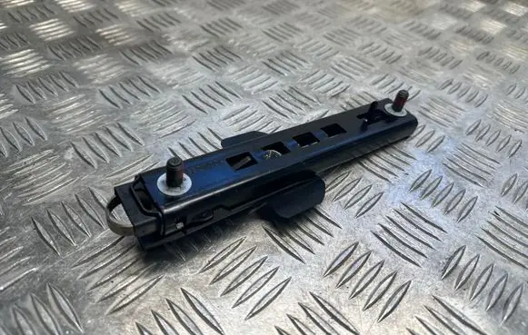 Volvo XC90 Seat belt adjustment rail 16521700A
