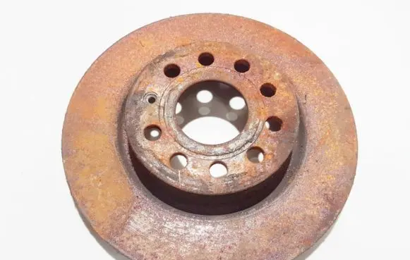 Volkswagen Golf V Front brake disc ventiliuojamas