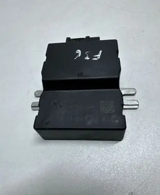 BMW 4 F36 Gran coupe Fuel injection pump control unit/module 26043152A 7476687