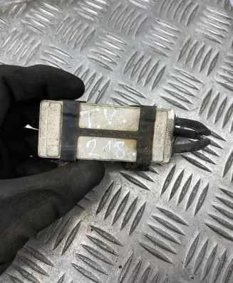 Toyota Yaris Coolant fan relay 2468102851