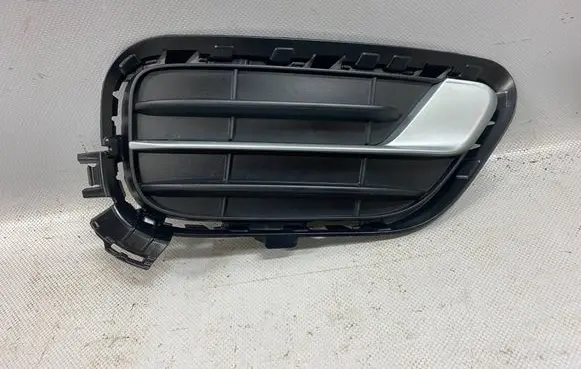 BMW X3 F25 Front bumper lower grill 7347946