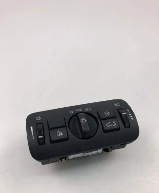 Volvo V70 Light switch 30739413