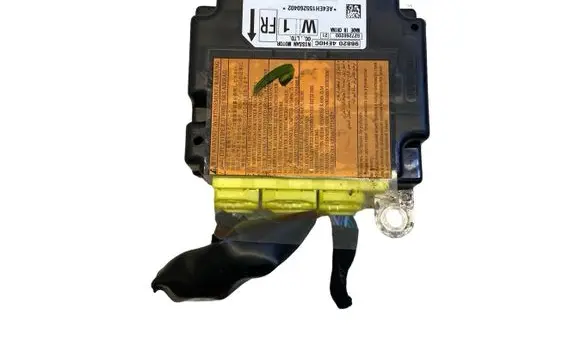 Nissan Qashqai Airbag control unit/module 988204EH0C 627260200 AE4HH155260402