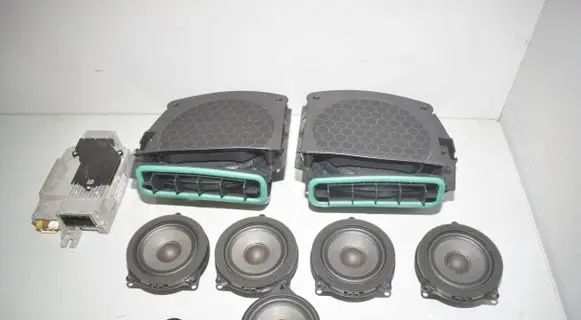 BMW 3 G20 G21 Audio system kit 5A3AF34 2622546 2622545