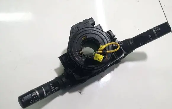 Mazda 6 Wiper turn signal indicator stalk/switch GS1R66120A DF7566122