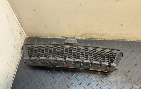 BMW 6 F12 F13 Front grill 7211471 11460915