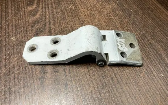 Peugeot Boxer Loading door lower hinge 1304793080