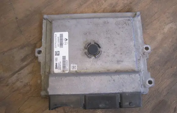 Renault Captur Engine control unit/module ECU 237103352R