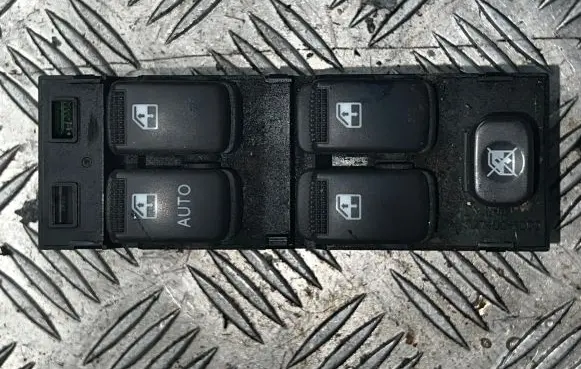 Hyundai Getz Electric window control switch