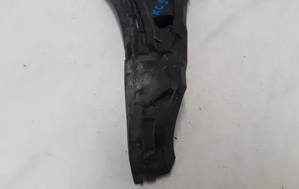 Volvo XC90 Front bumper mounting bracket 30698129