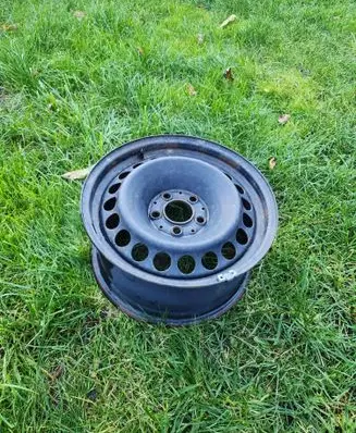 Mercedes-Benz E W211 R16 steel rim 2104000802
