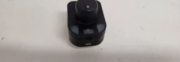Audi A6 S6 C6 4F Wing mirror switch 8E0959565A