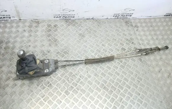 Volkswagen Polo IV 9N3 Gear shifter/selector 