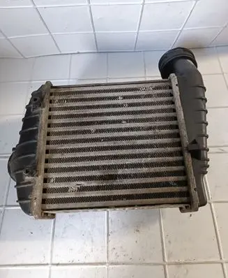 Skoda Superb B5 (3U) Intercooler radiator 3B0145805