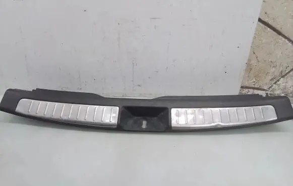 Toyota Avensis T250 Trunk/boot sill cover protection 5838705090