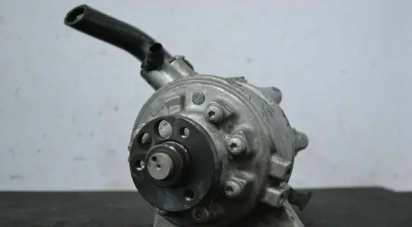 BMW 5 F10 F11 Power steering pump 6798669