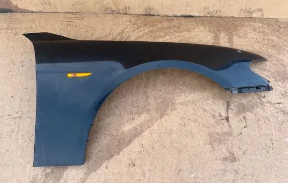 BMW 7 E65 E66 Fender 41357061661