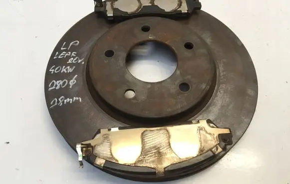 Nissan Leaf II (ZE1) Front brake disc