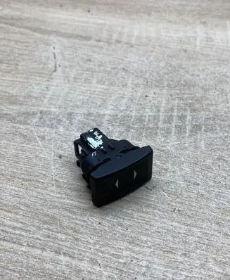 Ford Mondeo Mk III Electric window control switch 1S7T14529AB