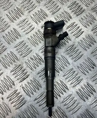 BMW 3 E46 Fuel injector 0445110131
