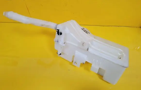 Smart ForFour I Windshield washer fluid reservoir/tank A4548600060 A4548600160