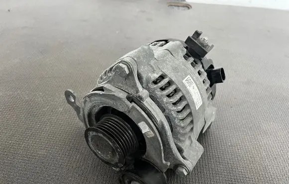BMW 1 F20 F21 Generator/alternator 8645325 08B26 1042110591
