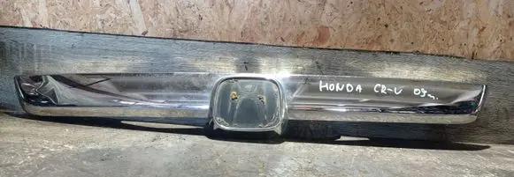 Honda CR-V Trunk door license plate light bar 74890SWWE010M1