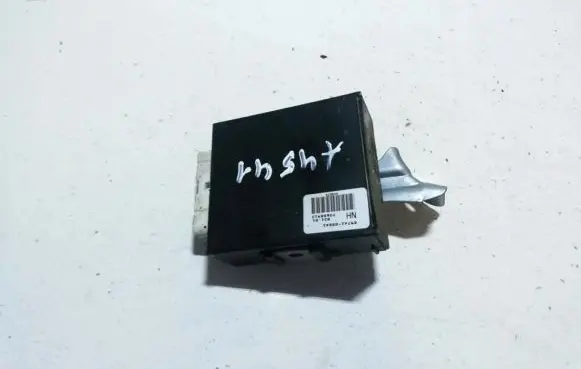 Toyota Avensis T220 Door control unit/module 8974105041 73658912