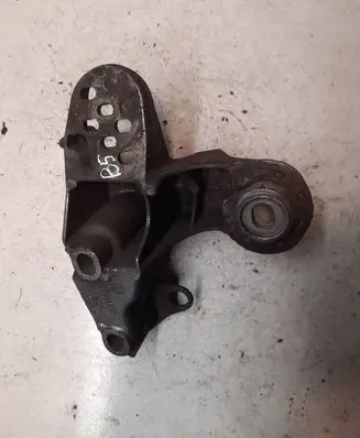 Volkswagen PASSAT B5 Engine mounting bracket 4B0199351B