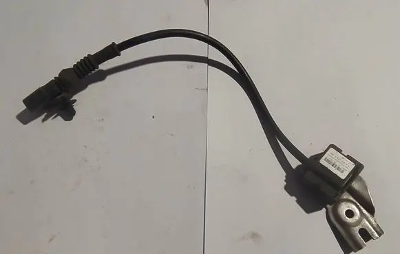 Audi Q7 4L ABS wheel speed sensor 7L0907673C 15179200492