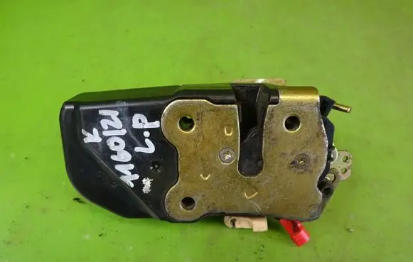 Chrysler Pacifica Front door lock
