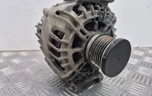 Mercedes-Benz E W212 Generator/alternator A0009063000 310082076