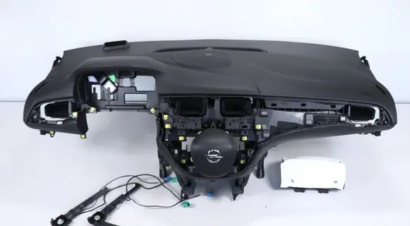Opel Corsa E Dashboard 13449151 13496296 13427748