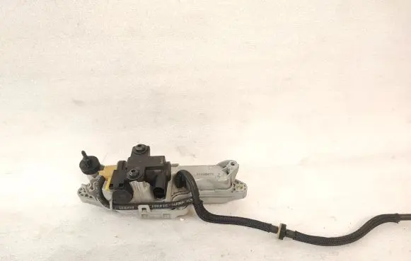 Vacuum air tank