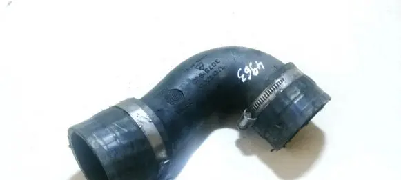 Volvo XC90 Intercooler hose/pipe 30751820