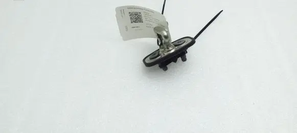 Peugeot 5008 II Rear door lock loop/hook striker 9820335280