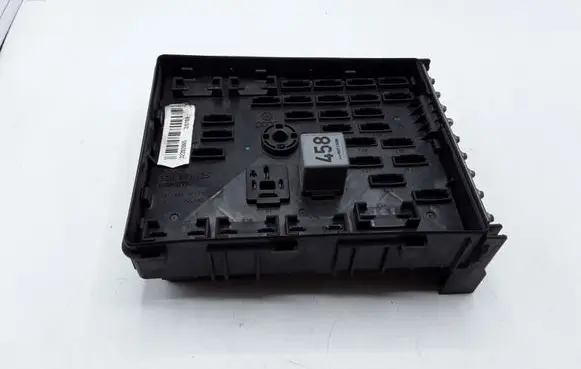 Volkswagen PASSAT B6 Fuse module 3C0937125 63592777