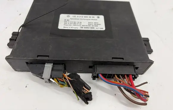 Mercedes-Benz E W212 Comfort/convenience module A2129003806 A2129029702 A2129011000