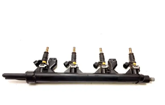 Mini Cooper Countryman R60 Fuel main line pipe 7575646