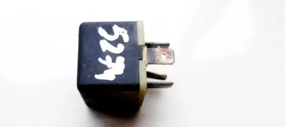 Volkswagen Golf III Other relay 141951253B