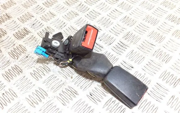 Mercedes-Benz GLC X253 C253 Middle seatbelt buckle (rear) A2058600469
