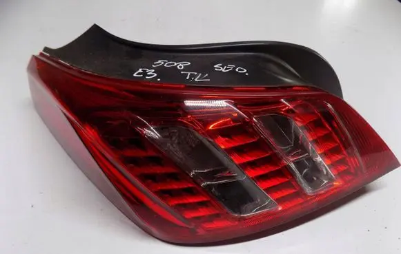 Peugeot 508 RXH Rear/tail lights 9686293780