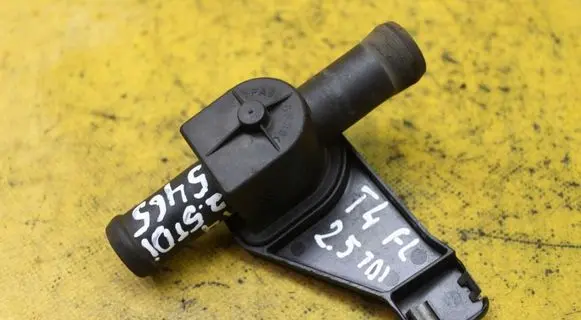 Volkswagen Multivan T4 Heater radiator pipe/hose 