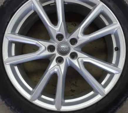 Audi Q5 SQ5 R20 alloy rim 80A071490A