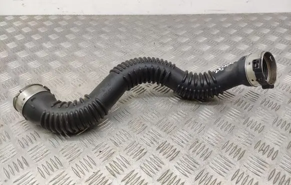 Mercedes-Benz B W246 W242 Intercooler hose/pipe A2465200001