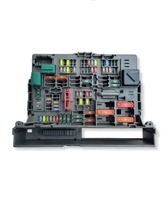 BMW 3 E90 E91 Fuse module 911944604