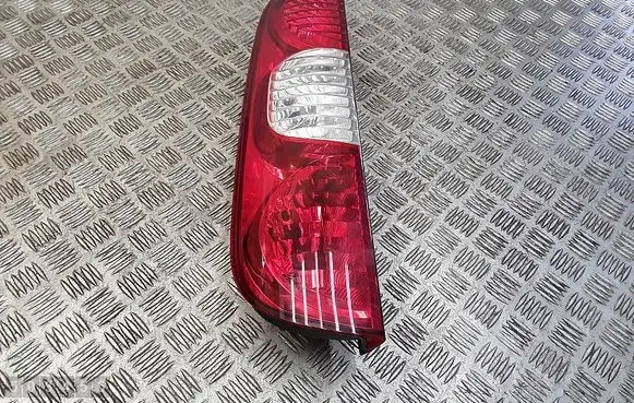 Rear/tail lights